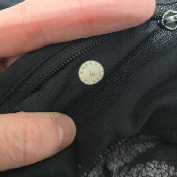 Lululemon Speed Short 4-way Stretch Kindred Spirit Black Multi/Black - Picture 5 of 6